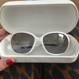 Oakley Warm Up Sunglasses White with Case
